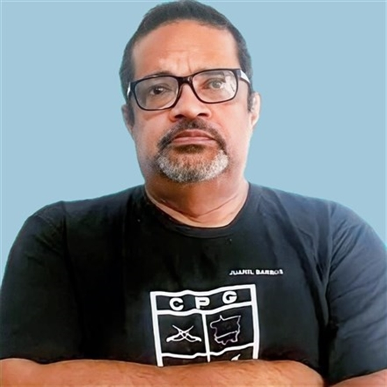 Professor Juanil